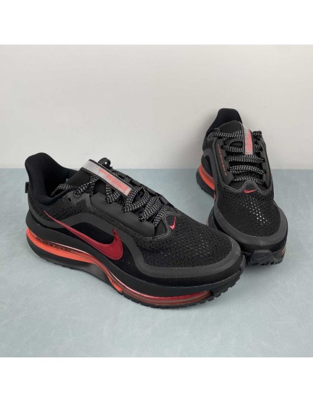 NIKE Pegasus Premium