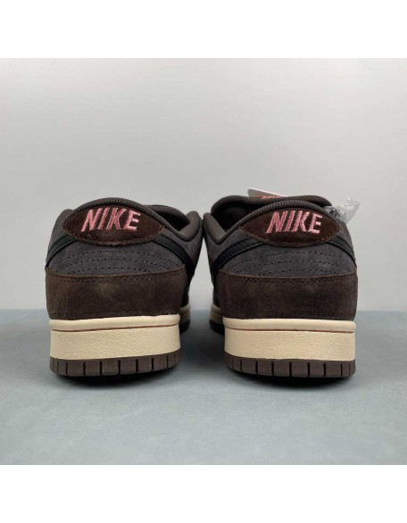 Nike SB Dunk Low