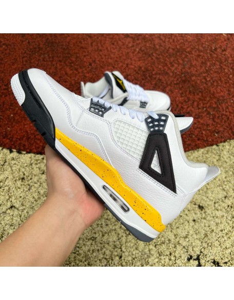 Air Jordan 4 