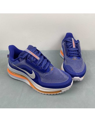 NIKE Pegasus Premium