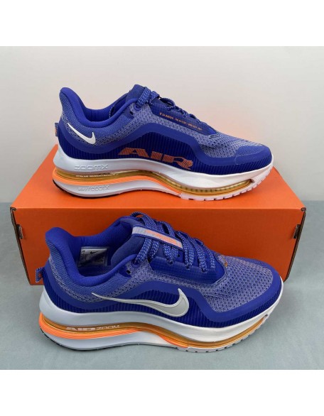 NIKE Pegasus Premium
