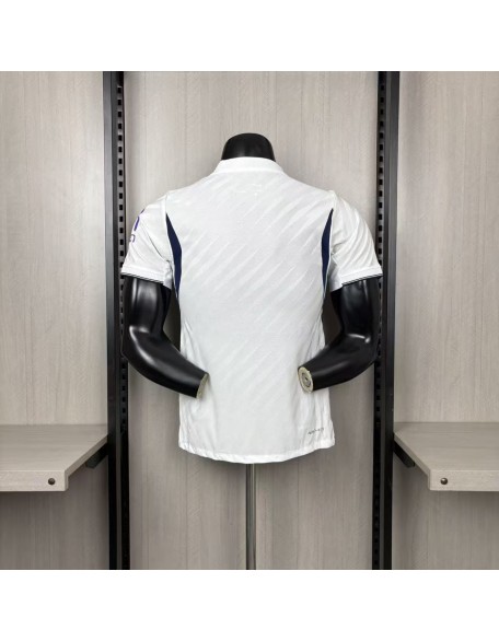 Maillots Tottenham Hotspur 26/27 Version du lecteur Maillots Tottenham Hotspur 26/27 Version du lecteur