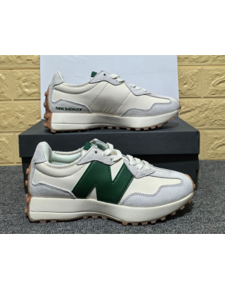 New Balance 327