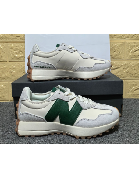 New Balance 327