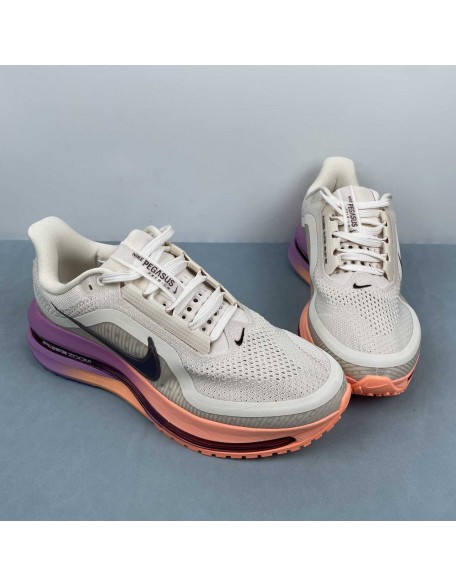 NIKE Pegasus Premium