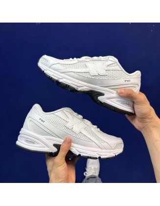 New Balance 740