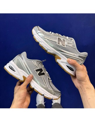 New Balance 740