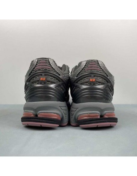 New Balance 1906