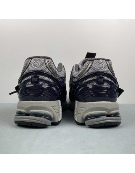 New Balance 1906