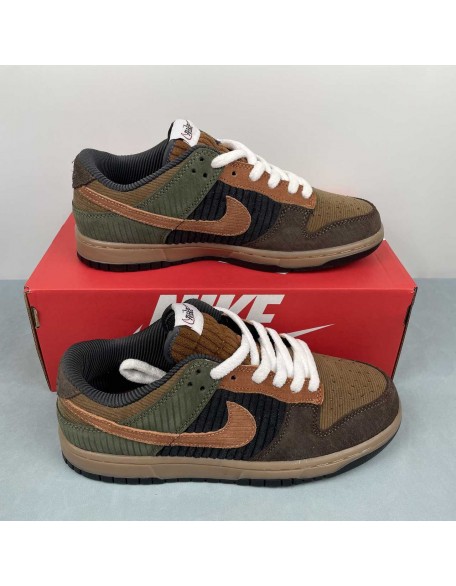 SB Dunk Low