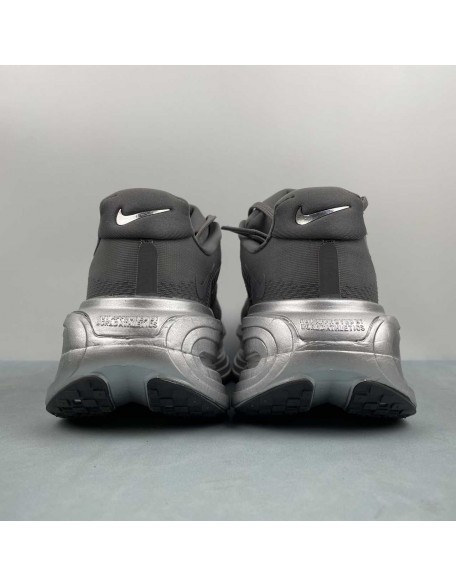 NIKE Vomero Premium