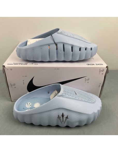 Nike Mind 001