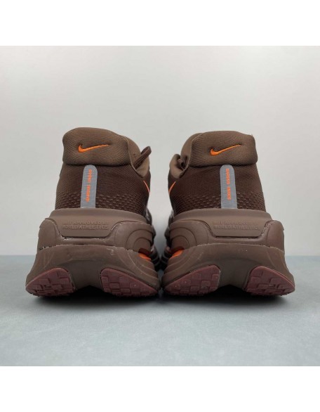NIKE Vomero Premium