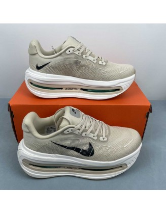 NIKE Vomero Premium