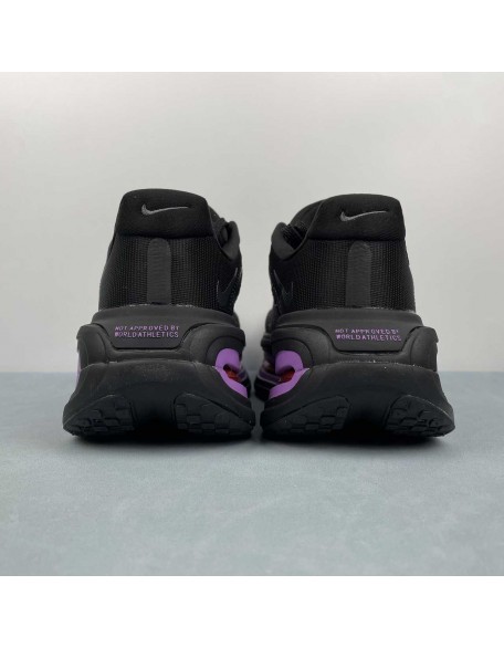 NIKE Vomero Premium