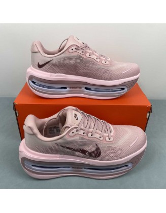 NIKE Vomero Premium