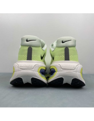 NIKE Vomero Premium