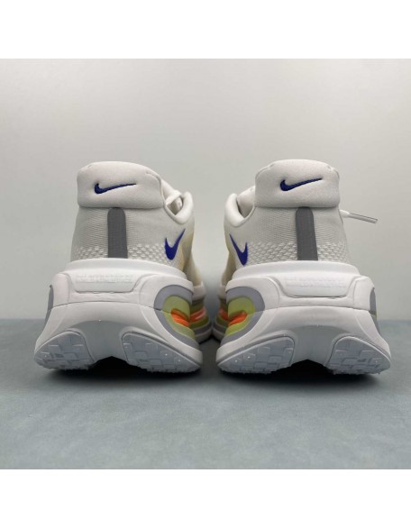 NIKE Vomero Premium