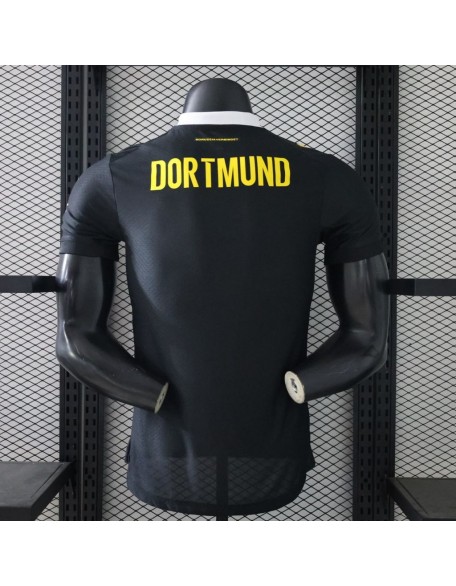 Maillot Borussia Dortmund 26/27 Version du lecteur Maillot Borussia Dortmund 26/27 Version du lecteur