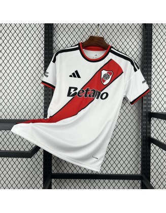 Maillots River Plate 26/27