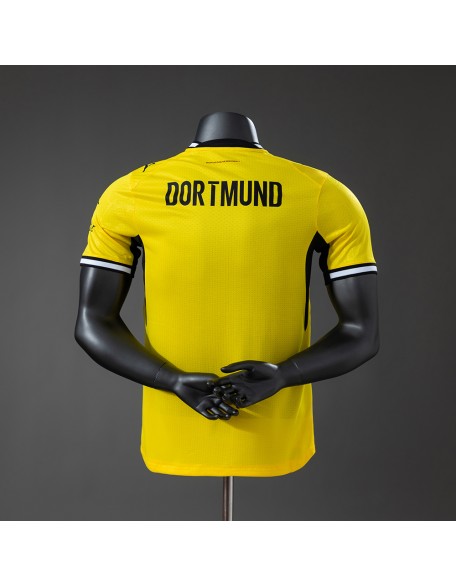 Maillot Borussia Dortmund 26/27 Version du lecteur Maillot Borussia Dortmund 26/27 Version du lecteur