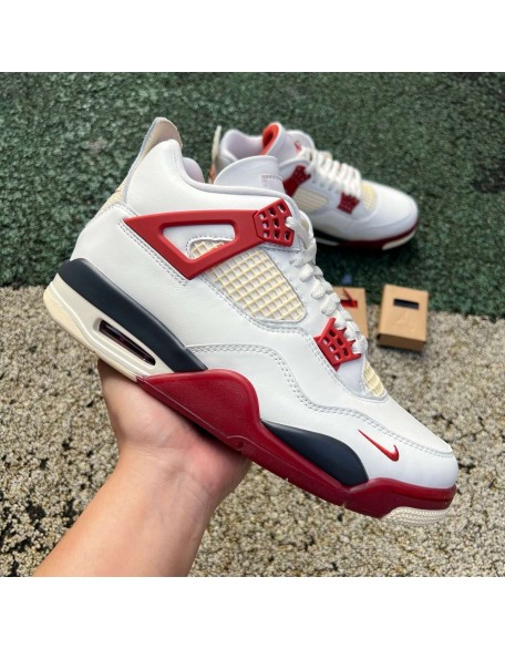 Air Jordan 4