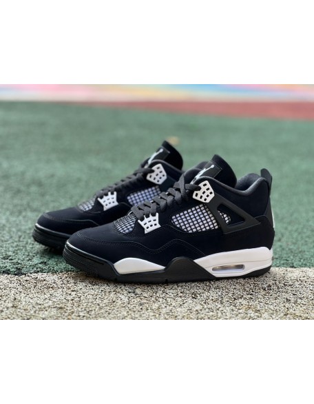 Air Jordan 4 OREO PANDA