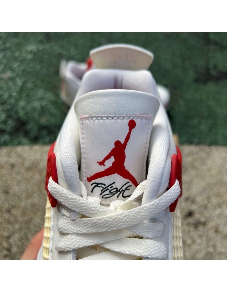 Air Jordan 4