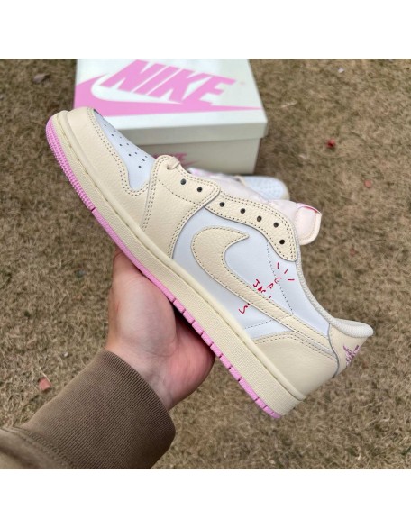 Air Jordan 1 Low 