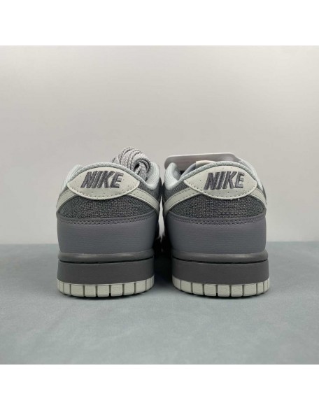 Nike SB Dunk Low 