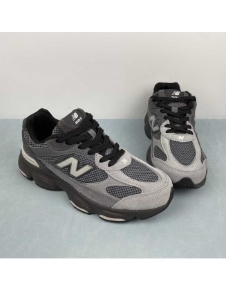 New Balance 603