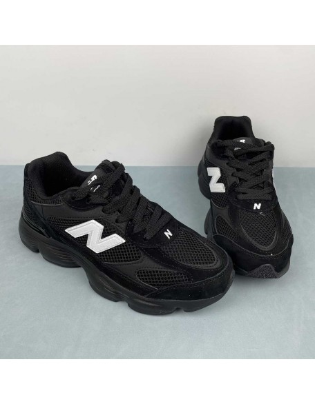 New Balance 603