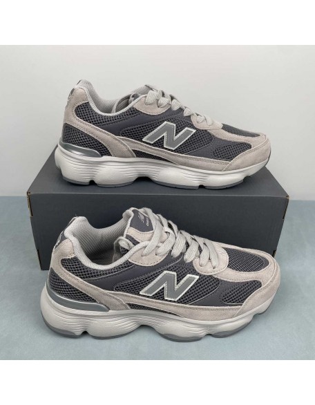 New Balance 603